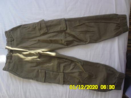 Nohavice, reserved,140