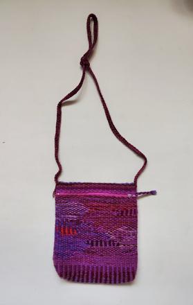 Malá háčkovaná kabelka, 