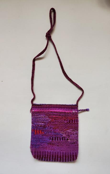 Malá háčkovaná kabelka, 