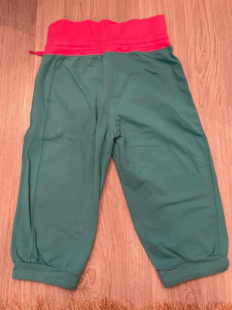 Športové kraťasy po kolená veľk. 116-122, nike,116