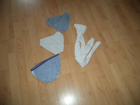 Gaťky 3 ks + pančušky k tomu, 122–134