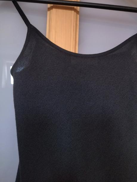 Šaty uschi hampel, s