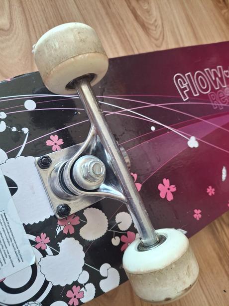 Skateboard reaper flower, reaper