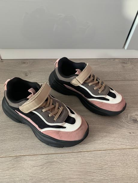 Ľahké tenisky, reserved,35