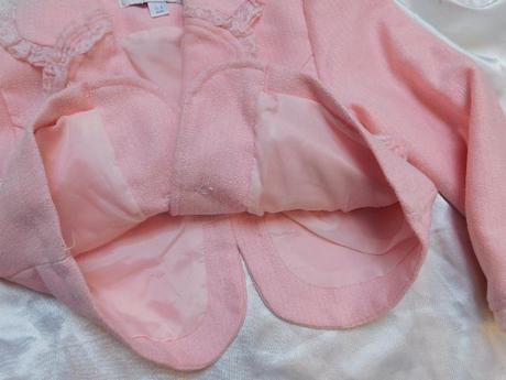 Luxusny velmi pekny tenky kabatik/blejzer, 104