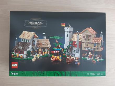 Predám lego icons 10332 stredoveké námestie, 