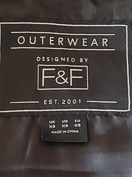 Teplá vesta, f&f,152