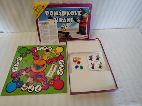 Retro spoločenská hra pat a mat, pohádkové hraní, 