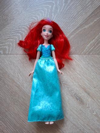Ariel disney,