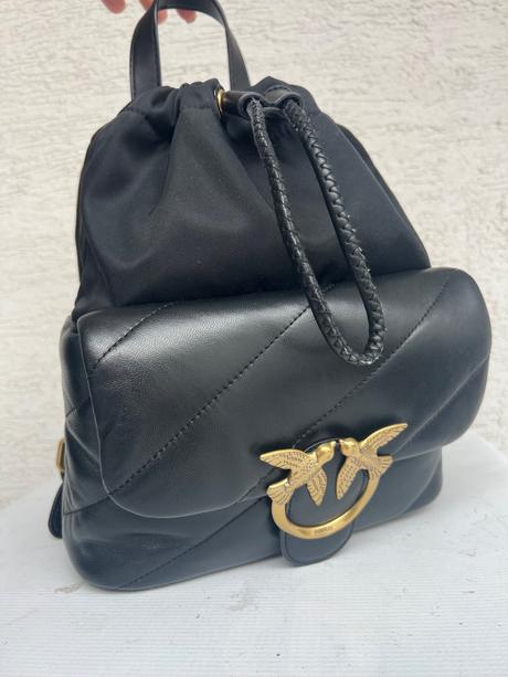 Pinko ruksak cierny kozeny plus latka pc 400, pinko