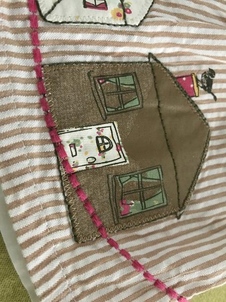 Šaty domček, george,56