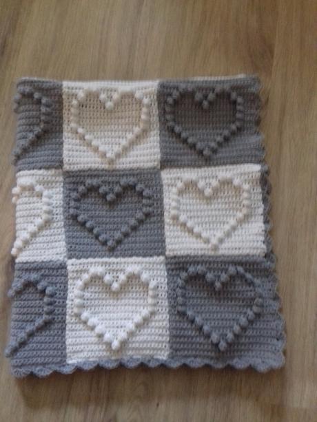 Háčkovaná deka,