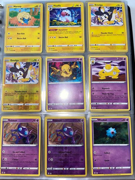 Pokémon evolving skies (billa) kartičky, 