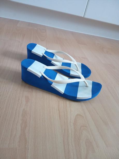 Žabky na platforme, 39