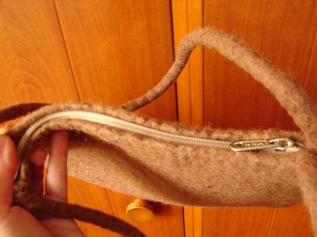 Pekná jesenná plstená handmade kabelka, 