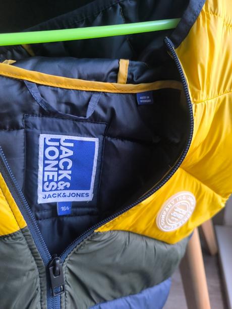 Zateplená vesta, 164