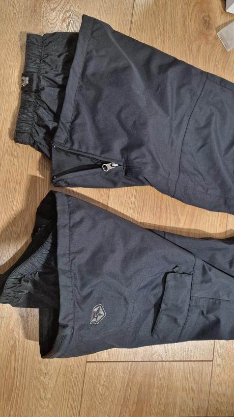 Predam nohavice na snowboard/lyze, s