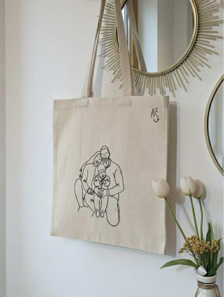 Plátené, ručne vyšívané tašky, 