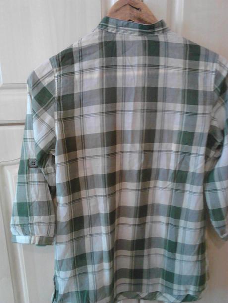 Krásna blúzka olivovobiela veľ.m zn.viceversa, m