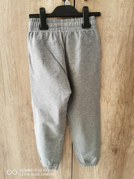 Dievčenské tepláky, lotto,116