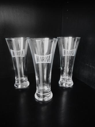 3x pohár márka-cena spolu,