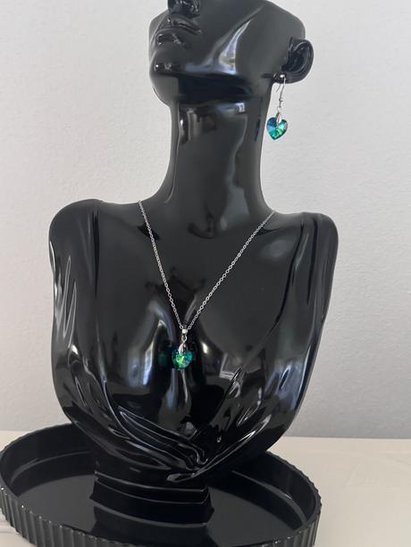 Set náušnice + retiazka s príveskom srdiečko,