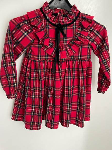 Vianočné šaty, 98