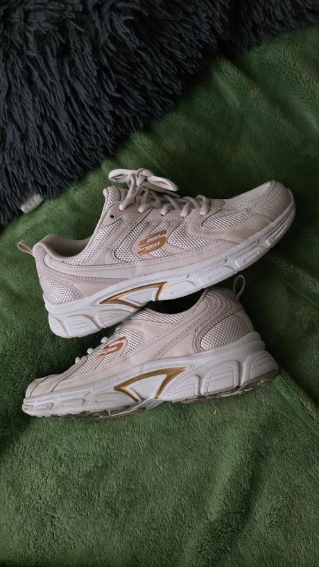 Botasky skecers 40, skechers,40