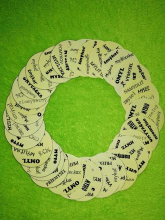 Handmade hra s vybranými slovami po "m",