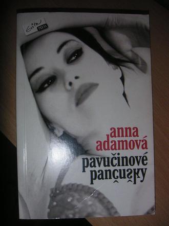 Pavučinové pančušky, 