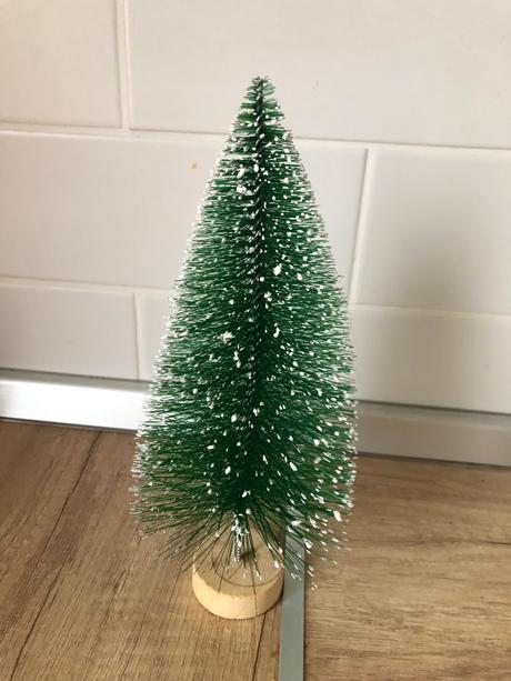 Balík vianočných dekorácií a ozdôb, luskáčik, 