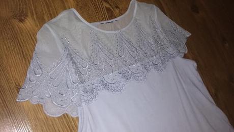 Elegantné tričko s čipkou, m