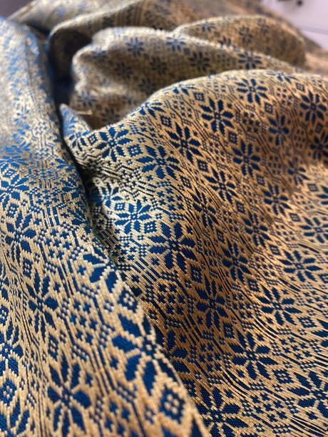 Luxusný krásny prehoz prikrývka deka z malajzie,