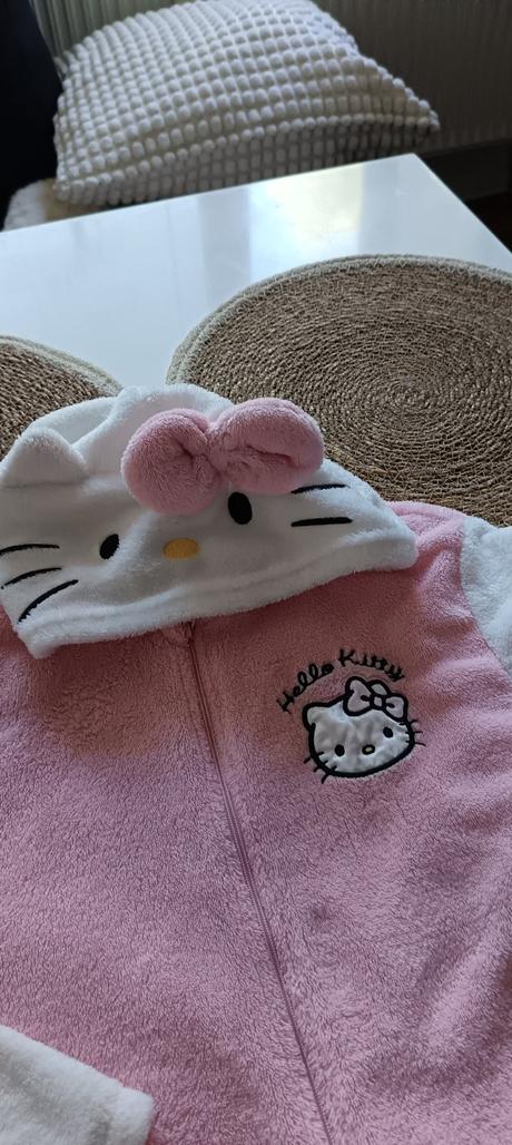 Overal hello kitty, h&m,140