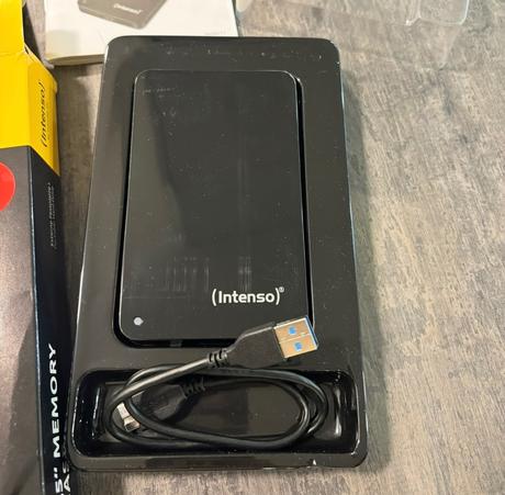 Externy disk - intenso memory case 5tb, 