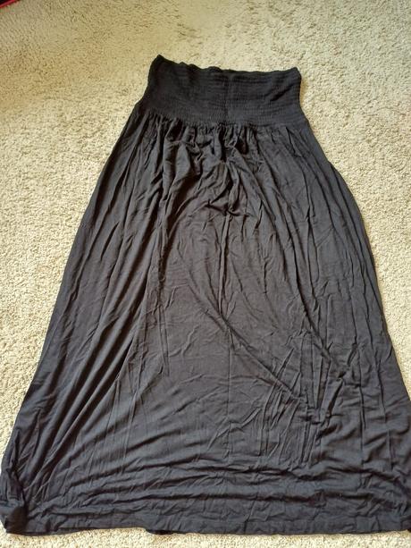 Čierne šaty  camieu, camaieu