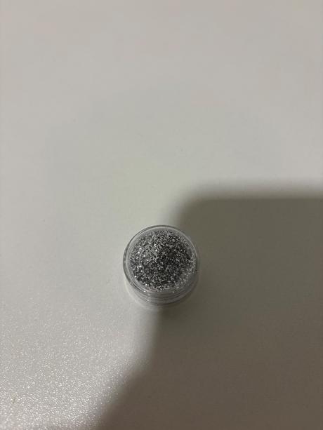 Trblietky na nechty, 