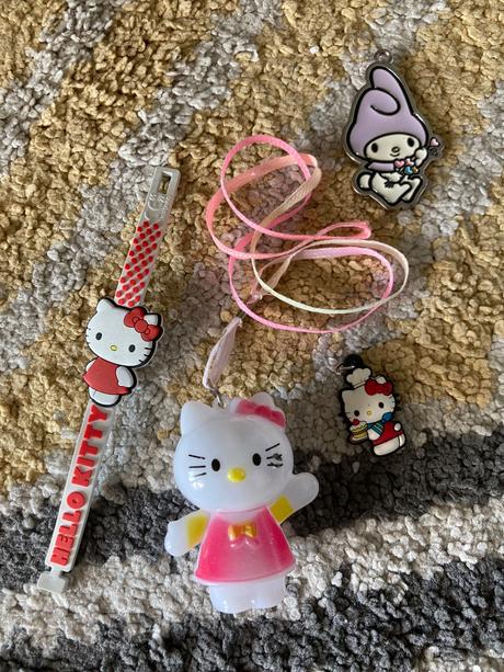 Hello kitty doplnky,