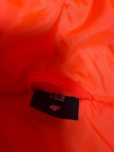 Zimna vetrovka 4f, 152