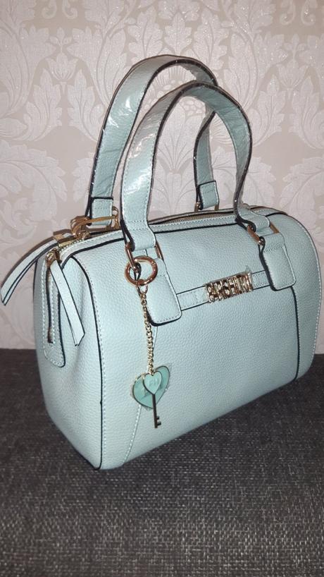 Mentolová kabelka paris hilton monet, paris hilton