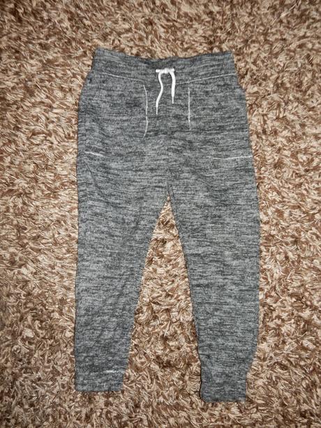 Šedé tepláky, f&f,122