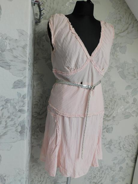 Luxusny hodvabny letny kostym, 38