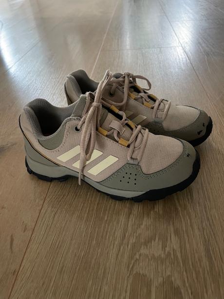 Top stav adidas turisticke topanky 31,5, adidas,32