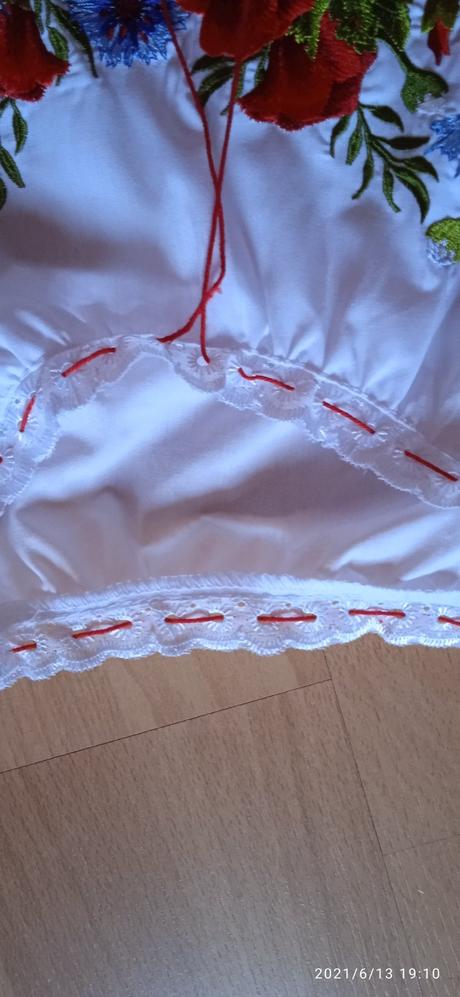 Dievčenská blúzka, 146