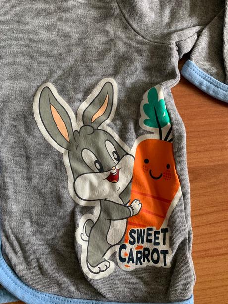 Tenka mikinka, lupilu,74