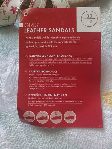 Dievčenské plážové žabky, 30