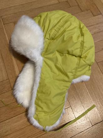 Kožušinovú čiapka / ušianka,