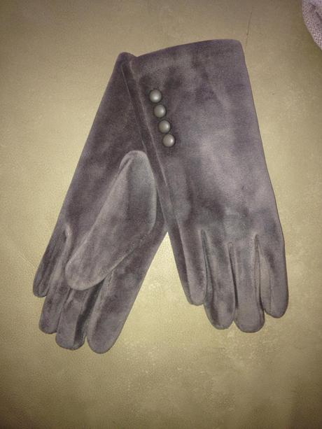 Semišove rukavice , s
