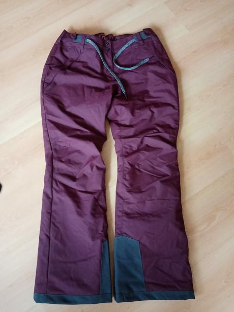 Snowboard alebo lyžiarska súprava, wedze,l