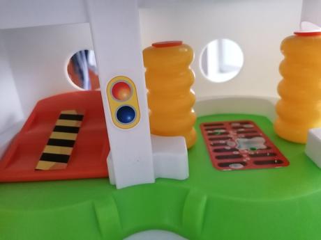 Smoby umývačka a servis s autíčkom, 